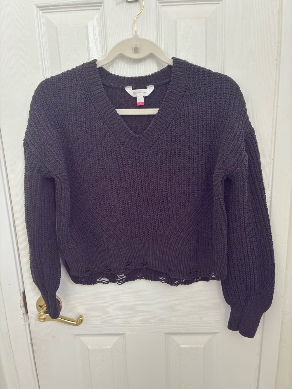 No Boundaries Black V-Neck Distressed Knit Sweater